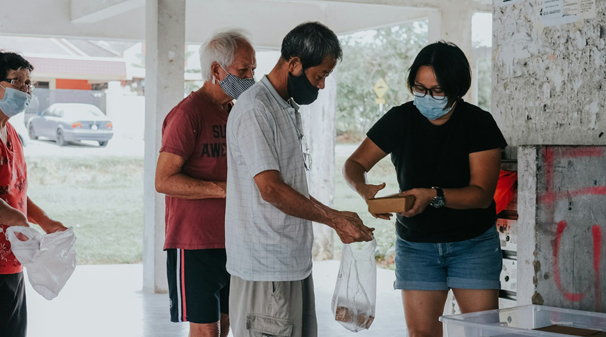 Helping Wisely to give donation In critical situation